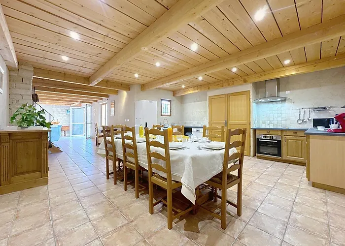 Les Jardins De Bouteille