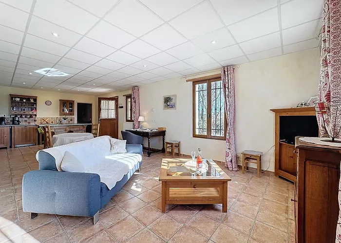 Les Jardins De Bouteille * مانوسك