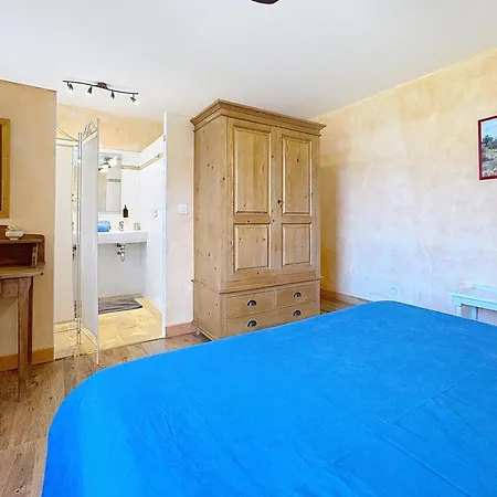 Holiday home Les Jardins De Bouteille