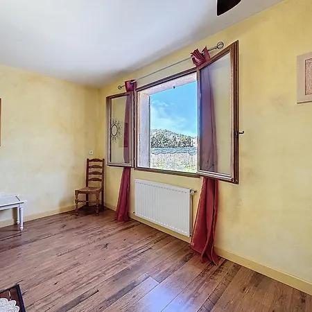 Les Jardins De Bouteille *