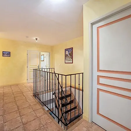 Holiday home Les Jardins De Bouteille *