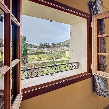 Les Jardins De Bouteille בית נופש *