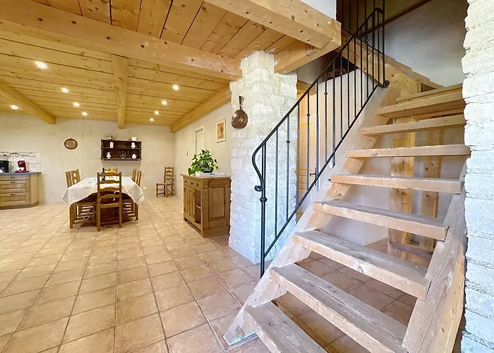 Les Jardins De Bouteille