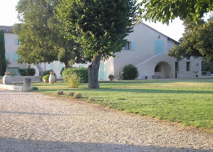 Les Jardins De Bouteille *